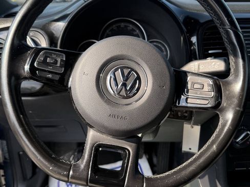 Used 2018 Volkswagen Beetle 2.0T S FWD image 12