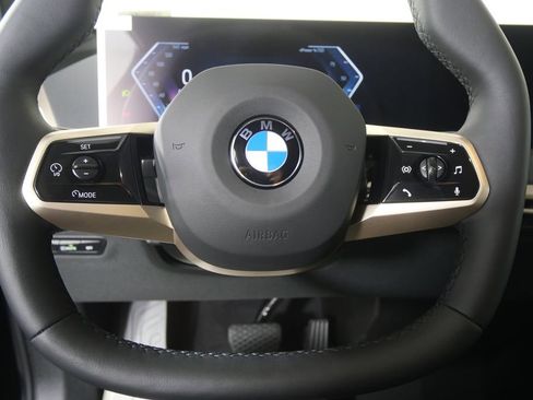 New 2026 BMW iX xDrive60 image 19