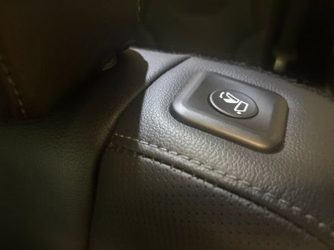 Used 2024 Kia Telluride SX X-Line AWD/4WD image 29