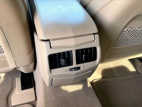 Used 2011 Cadillac CTS Luxury image 31