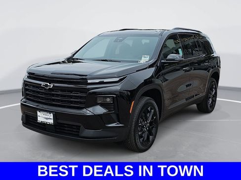 New 2026 Chevrolet Traverse LT w/ Midnight/Sport Edition FWD image 7