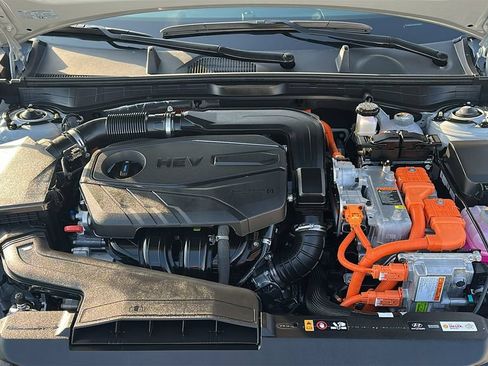 Used 2025 Hyundai Sonata SEL FWD image 3