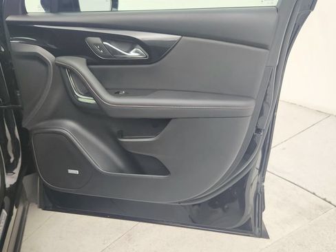 Certified 2025 Chevrolet Blazer RS FWD image 31