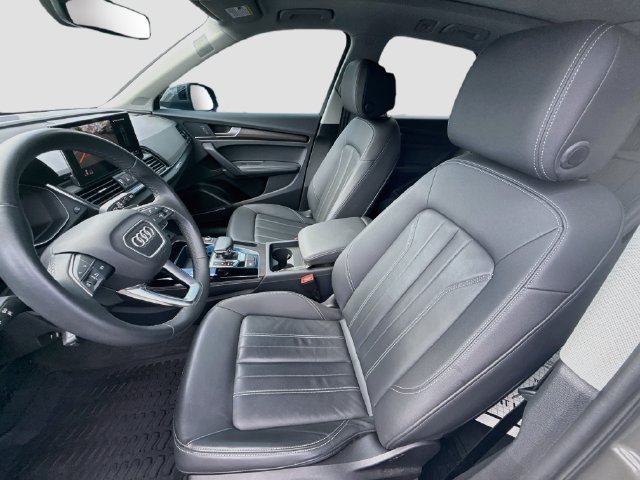 Used 2023 Audi Q5 2.0T Premium Plus w/ Premium Plus Package AWD/4WD image 29