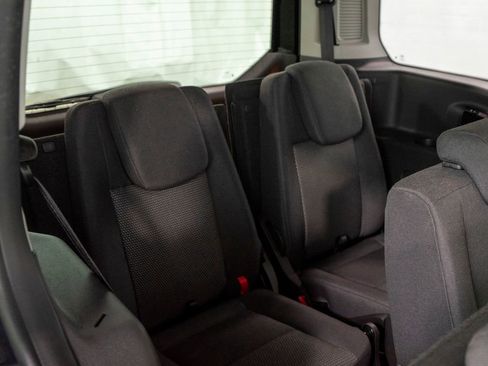Used 2018 Ford Transit Connect XL image 18