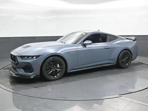 Used 2024 Ford Mustang GT RWD image 7