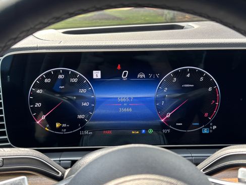 Used 2024 Mercedes-Benz GLE 450 4MATIC image 21