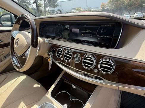 Used 2015 Mercedes-Benz S 550 4MATIC Sedan image 35