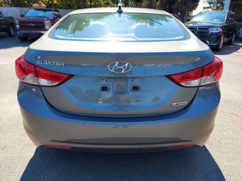 Used 2013 Hyundai Elantra Limited FWD image 5