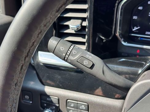 Used 2024 GMC Sierra 1500 SLT w/ SLT Premium Package image 32