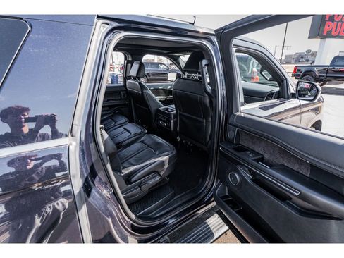 Used 2021 Ford Expedition Max Limited image 26