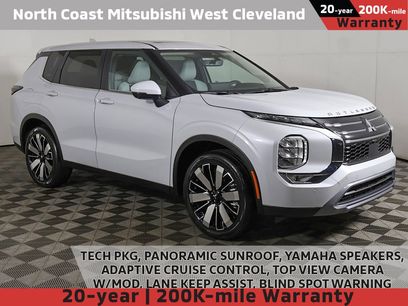 New 2025 Mitsubishi Outlander SE