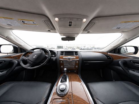 Used 2018 Nissan Armada SL w/ Moonroof Package RWD image 11