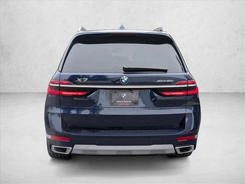 New 2026 BMW X7 xDrive40i w/ Premium Package image 7