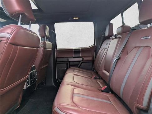 Used 2019 Ford F150 Platinum w/ Equipment Group 701A Luxury AWD/4WD image 15