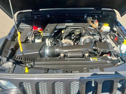 Used 2020 Jeep Wrangler Unlimited Sport S AWD/4WD image 23