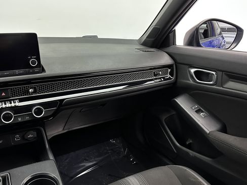 Used 2023 Honda Civic Sport image 26