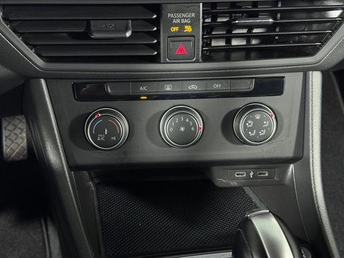 Used 2020 Volkswagen Jetta S image 17