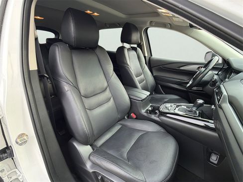Used 2023 MAZDA CX-9 Touring Plus image 8