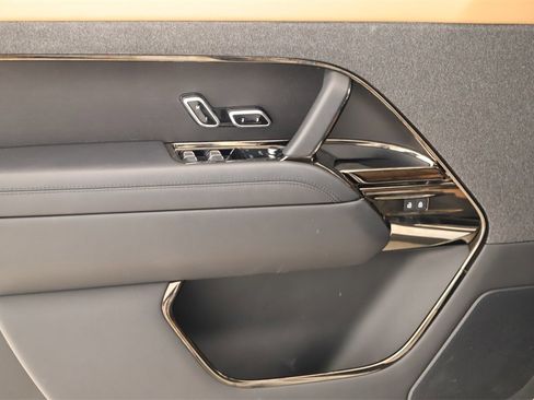 Used 2024 Land Rover Range Rover Sport Autobiography image 21