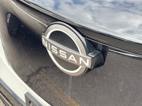 Used 2024 Nissan Ariya EVOLVE+ e-4ORCE image 14