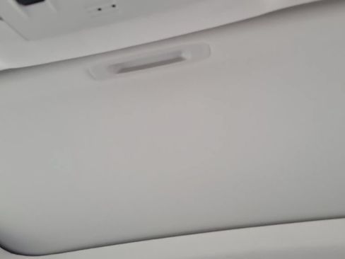 Used 2023 Toyota Highlander Limited FWD image 17