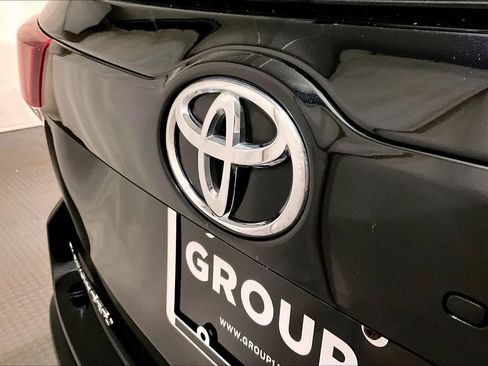 Used 2019 Toyota Highlander SE AWD/4WD image 32
