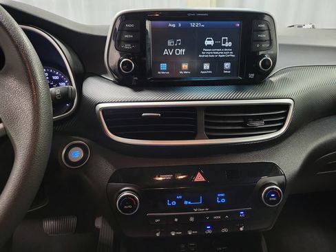 Used 2020 Hyundai Tucson SEL FWD image 18