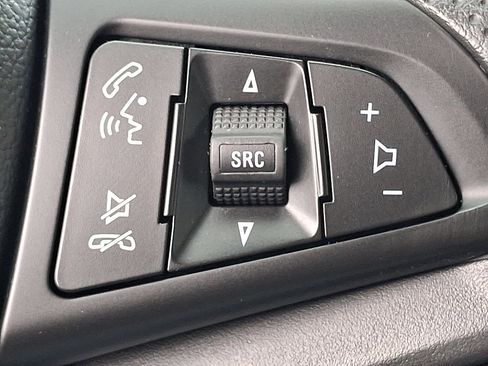 Used 2020 Chevrolet Trax LS image 21