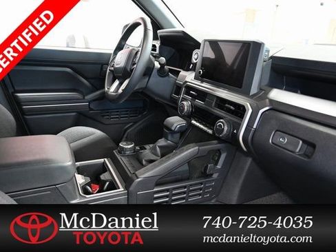 Certified 2025 Toyota 4Runner SR5 AWD/4WD image 14