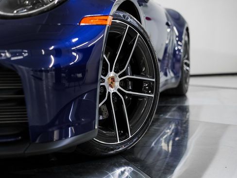 New 2026 Porsche 911 Carrera T image 12