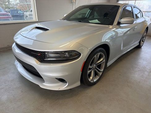 Used 2021 Dodge Charger R/T image 27