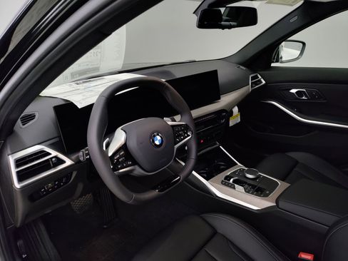 Used 2025 BMW 330i Sedan w/ Convenience Package image 2