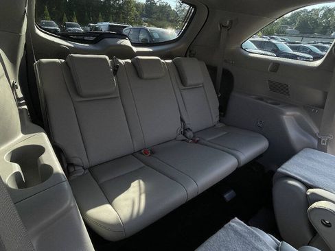 Used 2015 Toyota Highlander Limited Platinum AWD/4WD image 37