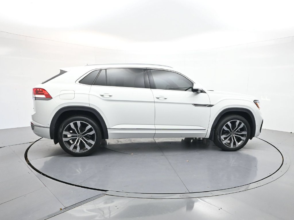 Used 2022 Volkswagen Atlas Cross Sport SEL Premium R-Line AWD/4WD image 8