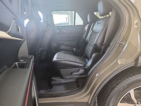 Used 2026 Ford Explorer ST-Line image 27