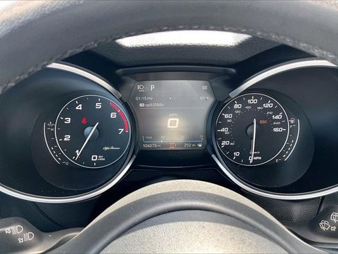 Used 2018 Alfa Romeo Stelvio Sport w/ Cold Weather Package image 21