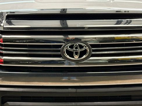 Used 2014 Toyota Tundra SR5 w/ TRD Off Road Package AWD/4WD image 5