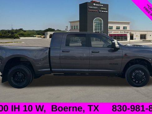 Used 2025 RAM 3500 Laramie AWD/4WD image 2