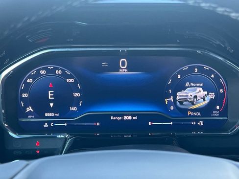 Used 2025 Chevrolet Silverado 2500 High Country w/ High Country Premium Package image 23