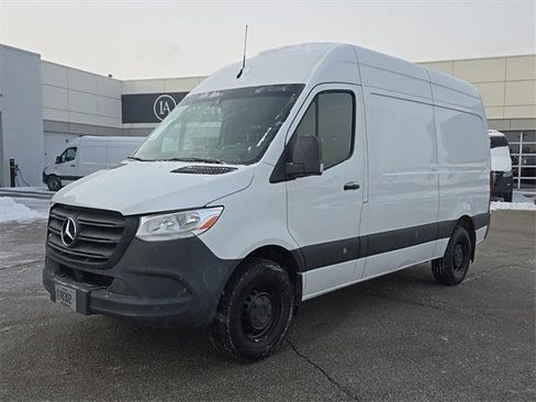 Used 2019 Mercedes-Benz Sprinter 144 Cargo image 1
