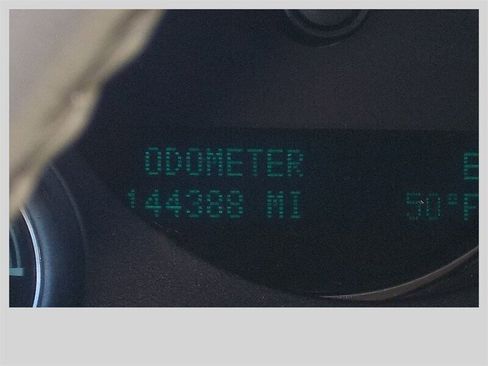 Used 2009 GMC Sierra 3500 SLT w/ SLT Convenience Package image 22