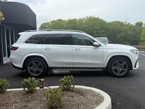 Used 2026 Mercedes-Benz GLS 450 4MATIC image 10