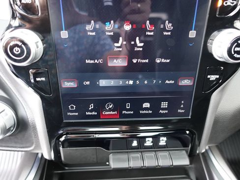 Used 2025 RAM 1500 Laramie w/ Sport Appearance Package AWD/4WD image 55