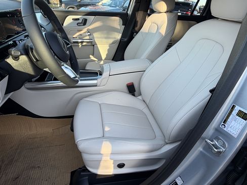 New 2026 Mercedes-Benz GLA 250 image 17