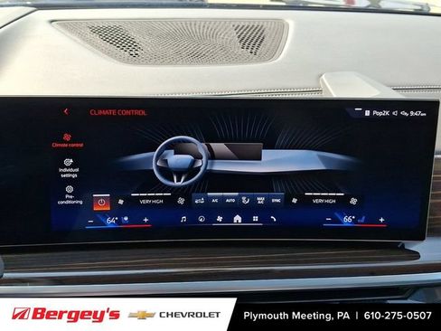 Used 2026 BMW X7 xDrive40i AWD/4WD image 24