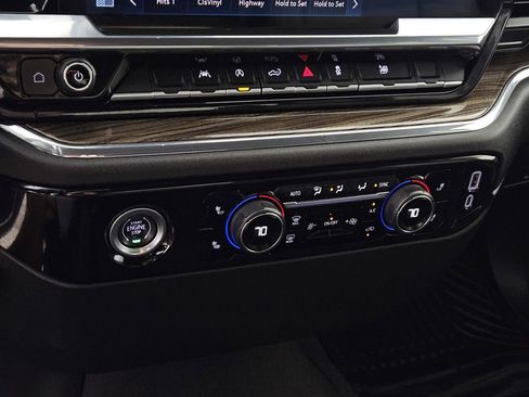 Used 2023 Chevrolet Silverado 1500 RST RWD image 13