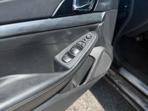 Used 2020 Nissan Maxima 3.5 SV w/ Floor Mat Group FWD image 9
