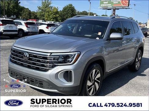 Used 2025 Volkswagen Atlas SEL AWD/4WD image 12