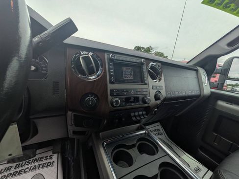 Used 2011 Ford F350 Lariat w/ Lariat Ultimate Pkg AWD/4WD image 17
